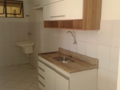 Oportunidade!!!! belo apartamento com 2/4 em itapuã