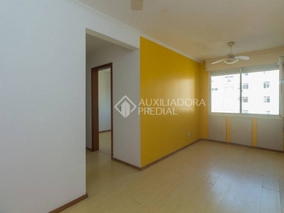 Apartamento com 2 Quartos e 1 banheiro para Alugar, 57 m² por R$ 1.590/Mês