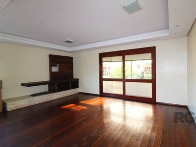 Apartamento com 3 Quartos e 2 banheiros para Alugar, 130 m² por R$ 3.799/Mês