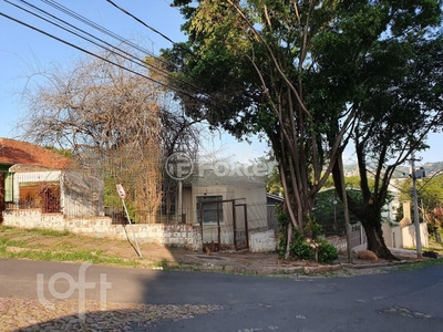 Casa 2 dorms à venda Rua Professor Carvalho Freitas, Teresópolis - Porto Alegre