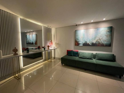 Apartamento com 2 Quartos e 2 banheiros à Venda, 56 m² por R$ 394.000