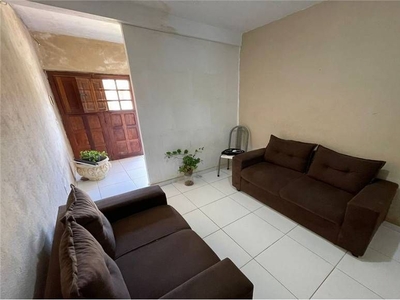 Casa com 3 Quartos e 1 banheiro à Venda, 120 m² por R$ 120.000