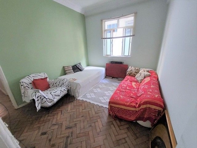 Apartamento de 2 Quartos para Venda em Botafogo com Vaga Garagem, Área Serviço e Quarto Re