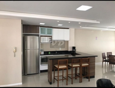 Apartamento no Bairro Garcia em Blumenau com 3 Dormitórios e 85 m²