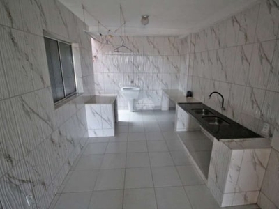 Casa com 2 quartos para alugar na Rua Arthur Ramos, 1504, Atuba, Curitiba, 60 m2 por R$ 1.300
