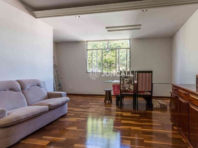 Casa com 3 quartos para alugar no bairro Ipiranga, 487m²