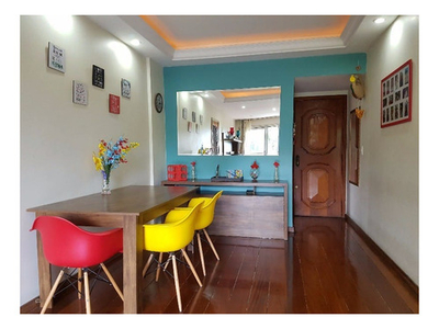 Vende Apartamento Dois Quartos Com Dependência Completa Na Rua Florinanopólis, Praça Seca