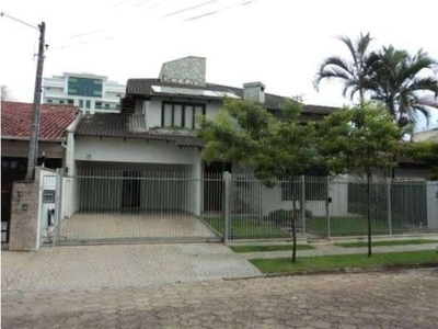 Casa com 2 quartos à venda na rua aracaju, 1545, santo antônio, joinville, 305 m2 por r$ 1.590.000