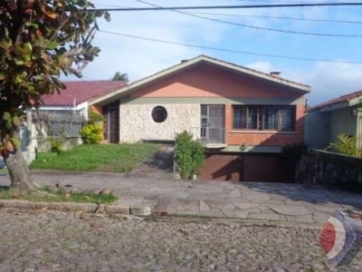 Casa com 3 quartos à venda na rua cariri, 46, vila assunção, porto alegre por r$ 1.380.000