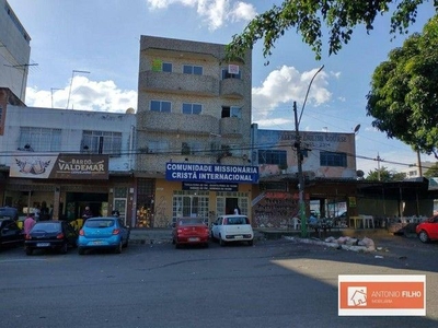 Apartamento com 2 dormitórios para alugar, 57 m² por R$ 900,00/mês - Taguatinga Norte - Ta