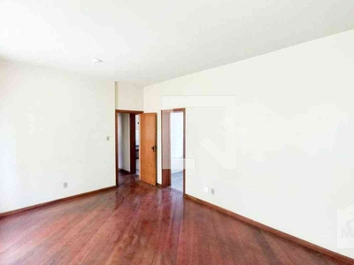 Apartamento com 3 quartos à venda no bairro Copacabana, 135m²