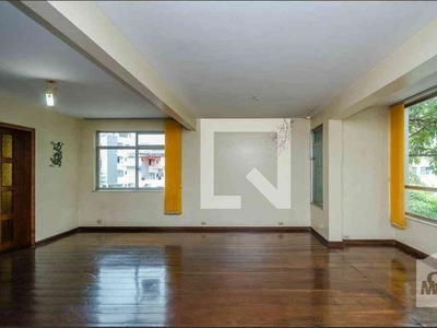 Apartamento com 3 quartos à venda no bairro Coração de Jesus, 140m²