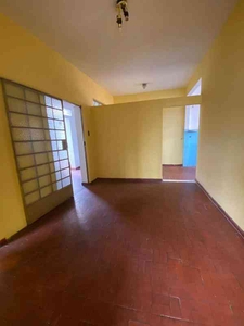 Apartamento com 3 quartos para alugar no bairro Calafate, 85m²