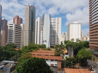 Apartamento na Praia de Iracema com duas suítes e ótima localização - Fortaleza - CE