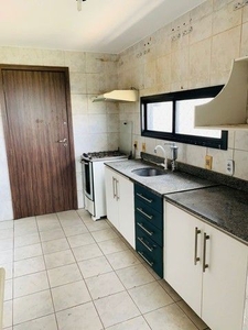 Apartamento para aluguel possui 126 metros quadrados com 3 quartos em Aleixo - Manaus - AM