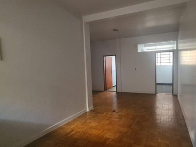 apartamento para aluguel rua 9, setor oeste, 03 quartos sendo uma suite, sem elevador