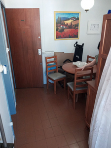 Apto Centro | 1 Quartos | 34 M² | Cond: R$350.0 | 0 Vagas