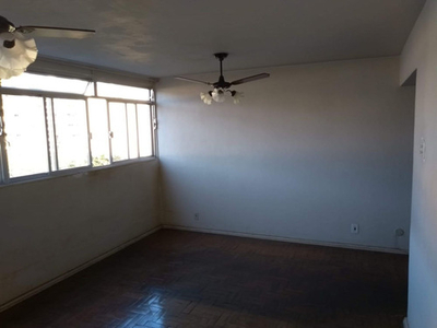 Apto Engenho Novo | 3 Quartos | 78 M² | Cond: R$330.0 | 1 Vaga