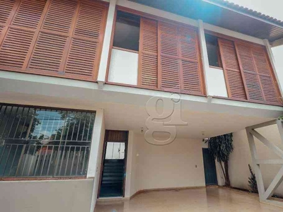 Casa com 3 quartos à venda no bairro Lago Parque, 206m²