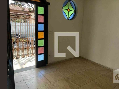 Casa com 3 quartos à venda no bairro Nova Vista, 360m²