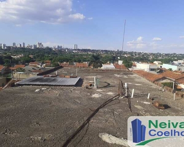 3 dormitórios, 3 suíte, 3 vagas na garagem, 142M² de Área Construída, 328M² de Área Total