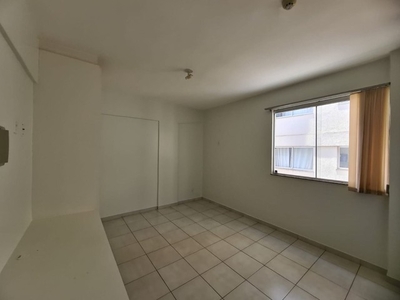 AKT Studio com 1 dormitório para alugar, 25 m² por R$ 980/mês - Setor Leste Universitário