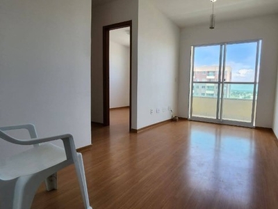 Alugo apartamento com 2/4, 7° andar, norte/sul, no condomínio Solar das Dunas.
