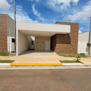 ALUGUA-SE CASA PRÓXIMO DO SHOPPING PANTANAL E CENTRO POTILICO ADMINISTRATIVO