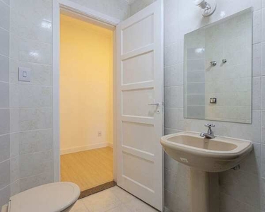 Apartamento à Venda no Bairro Bela Vista em São Paulo no Edifício PAMPULHA no 9º Andar con