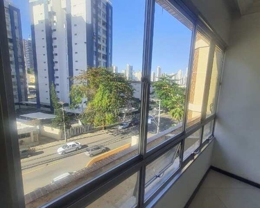 Apartamento amplo, nascente, com 106,60 m², dividido em 3/4 dormitórios, sendo um suíte, n