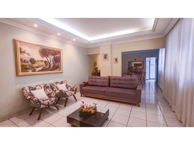 Apartamento com 03 quartos à venda, 102 m² por R$ 250.000 - Setor Central - Goiânia/GO