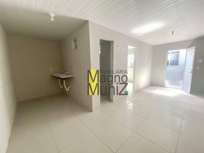 Apartamento com 1 dormitório para alugar, 27 m² por R$ 450,00/mês - Alto Alegre - Maracana