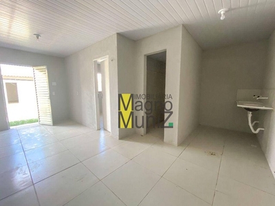 Apartamento com 1 dormitório para alugar, 29 m² por R$ 470,00/mês - Alto Alegre - Maracana