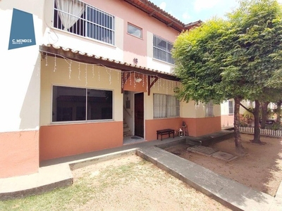 Apartamento com 2 dormitórios para alugar, 42 m² por R$ 1.052,68/mês - Itaperi - Fortaleza
