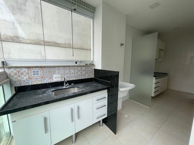 Apartamento com 2 dormitórios para alugar, 60 m² por R$ 3.050,00/mês - Praia da Costa - Vi