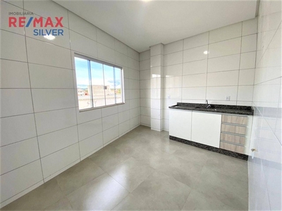 Apartamento com 2 dormitórios para alugar, 80 m² por R$ 1.100,00/mês - Centro - Guanambi/B