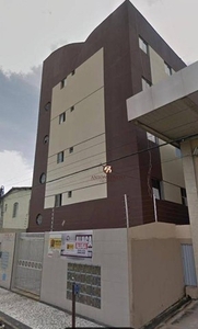 Apartamento com 2 dormitórios para alugar na Parquelândia - Fortaleza/CE - Residencial Eri