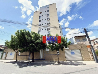 Apartamento com 3 para alugar no bairro José Bonifácio