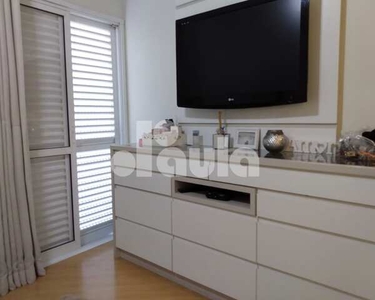 Apartamento com três dormitórios com suíte , na vila Gilda com 128 m² de área