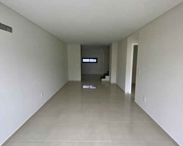 Apartamento Duplex com 3 dormitórios no centro em Tramandaí