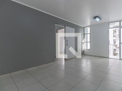 APARTAMENTO no 4º andar com 3 dormitórios