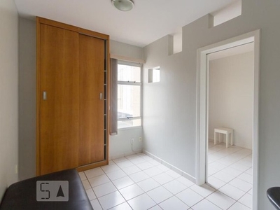 Apartamento para Aluguel - Asa Norte, 1 Quarto, 28 m2