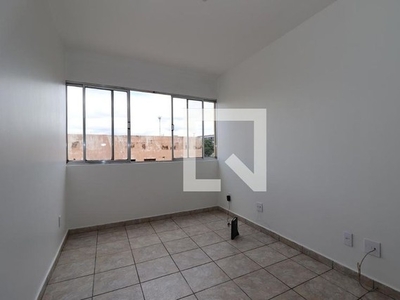 Apartamento para Aluguel - Samambaia, 2 Quartos, 48 m2