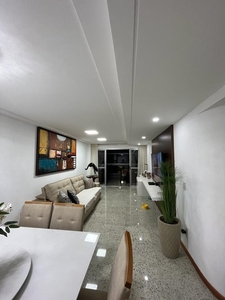 Apartamento para aluguel tem 250 metros quadrados com 4 quartos em Praia da Costa - Vila V