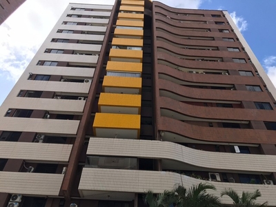 Apartamento para venda possui 129 metros quadrados com 3 quartos em Meireles - Fortaleza -