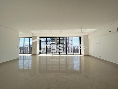 Apartamento para venda possui 15 metros quadrados com 3 quartos em Setor Marista - Goiânia