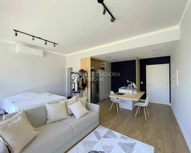 Apartamento para venda possui 60 metros quadrados com 1 quarto em Petrópolis - Porto Alegr
