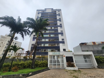 Apartamento para venda possui 77 metros quadrados com 2 quartos em Imbuí - Salvador - BA