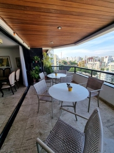 Apartamento para venda tem 220 metros quadrados com 4 quartos em Rio Vermelho - Salvador -