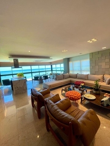 Apartamento para venda tem 283 metros quadrados com 4 quartos em Pajuçara - Maceió .